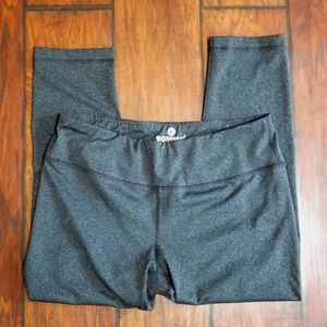 90 degrees by Relfex workout capris